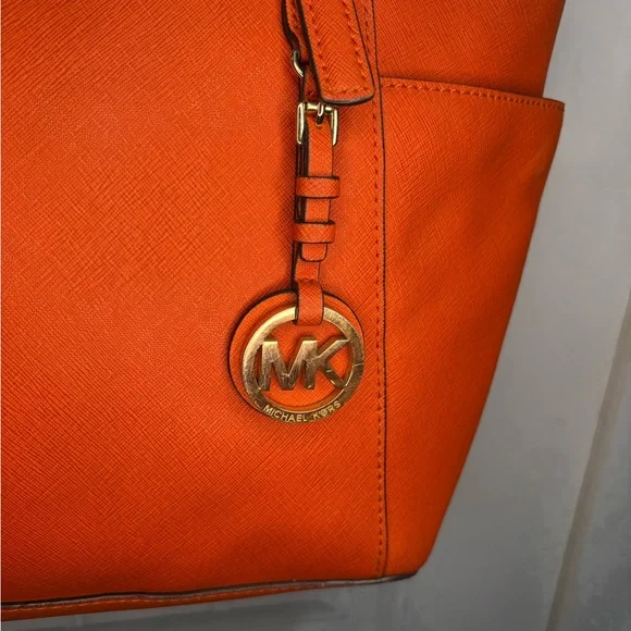 Michael Kors Bold Orange Charlotte Tote And Wallet - Picture 5 of 16